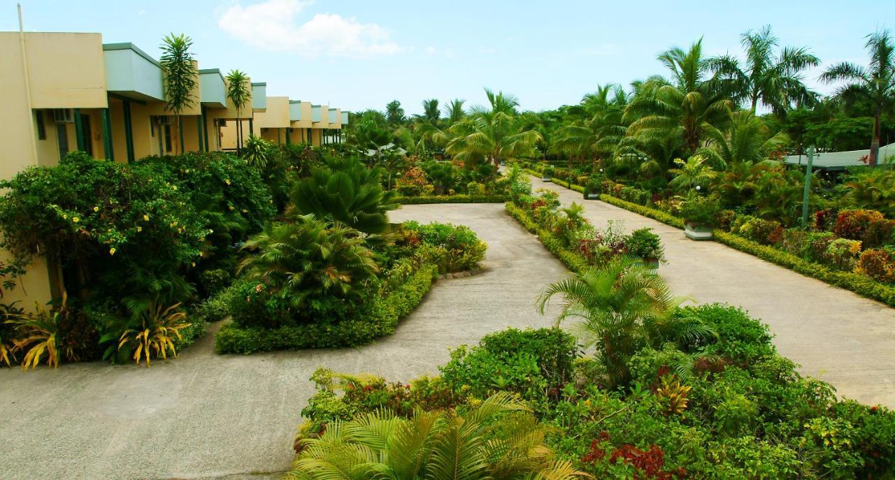 Grand West Villas Nadi Eksteriør billede